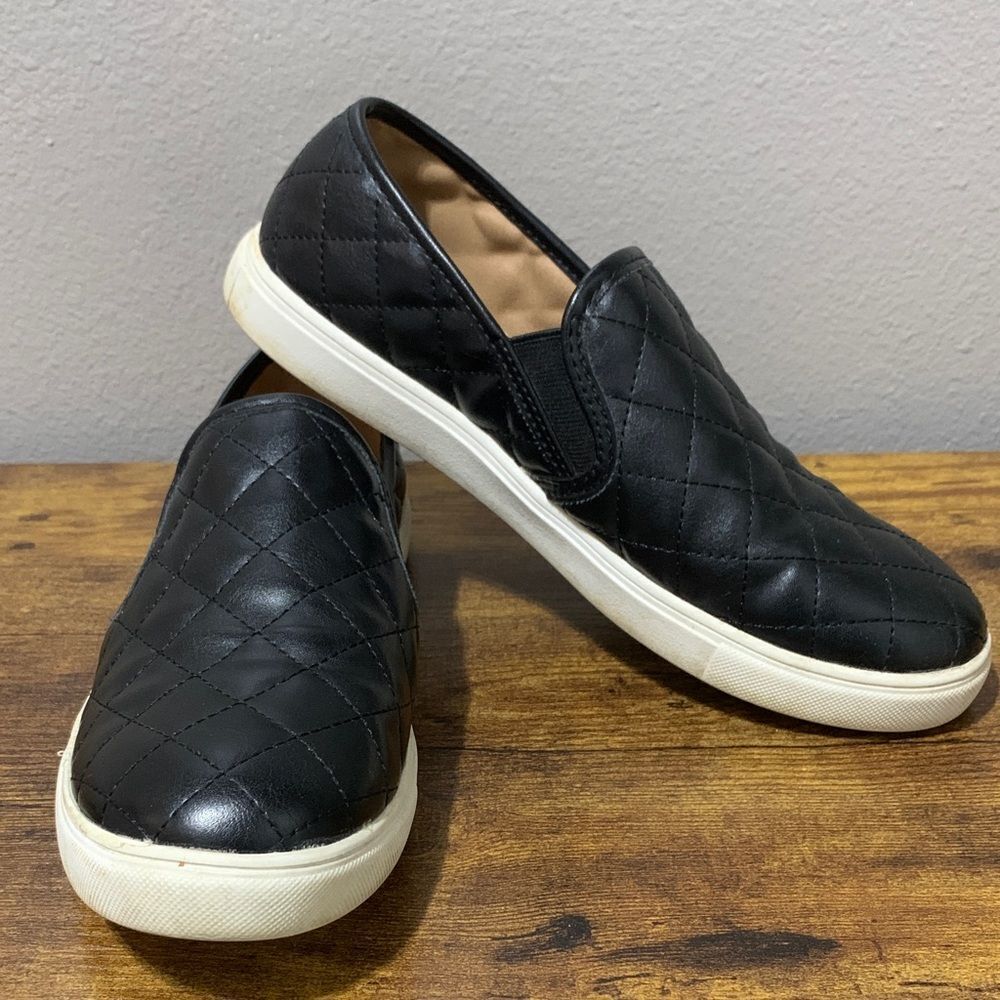 Mountain Sole Black Quilted Slip On Sneakers Size 8